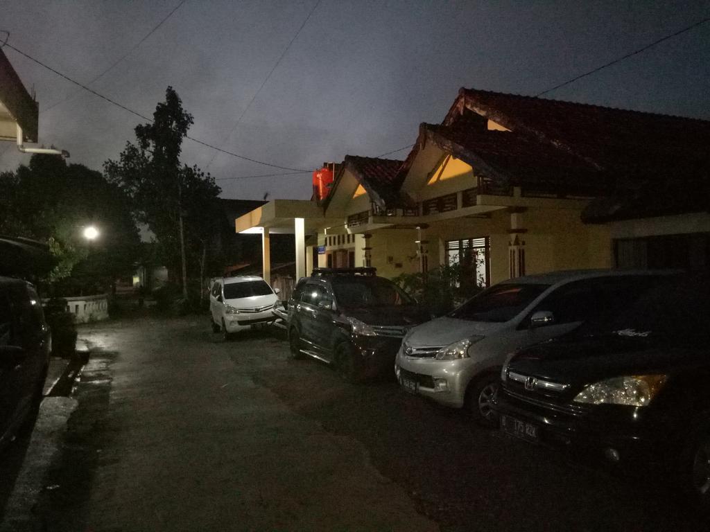 Homestay 77 Borobudur Magelang Exterior photo
