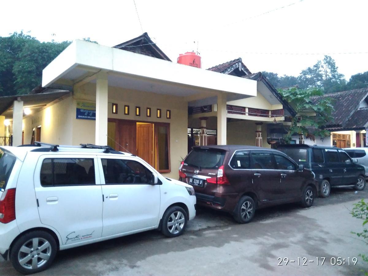 Homestay 77 Borobudur Magelang Exterior photo